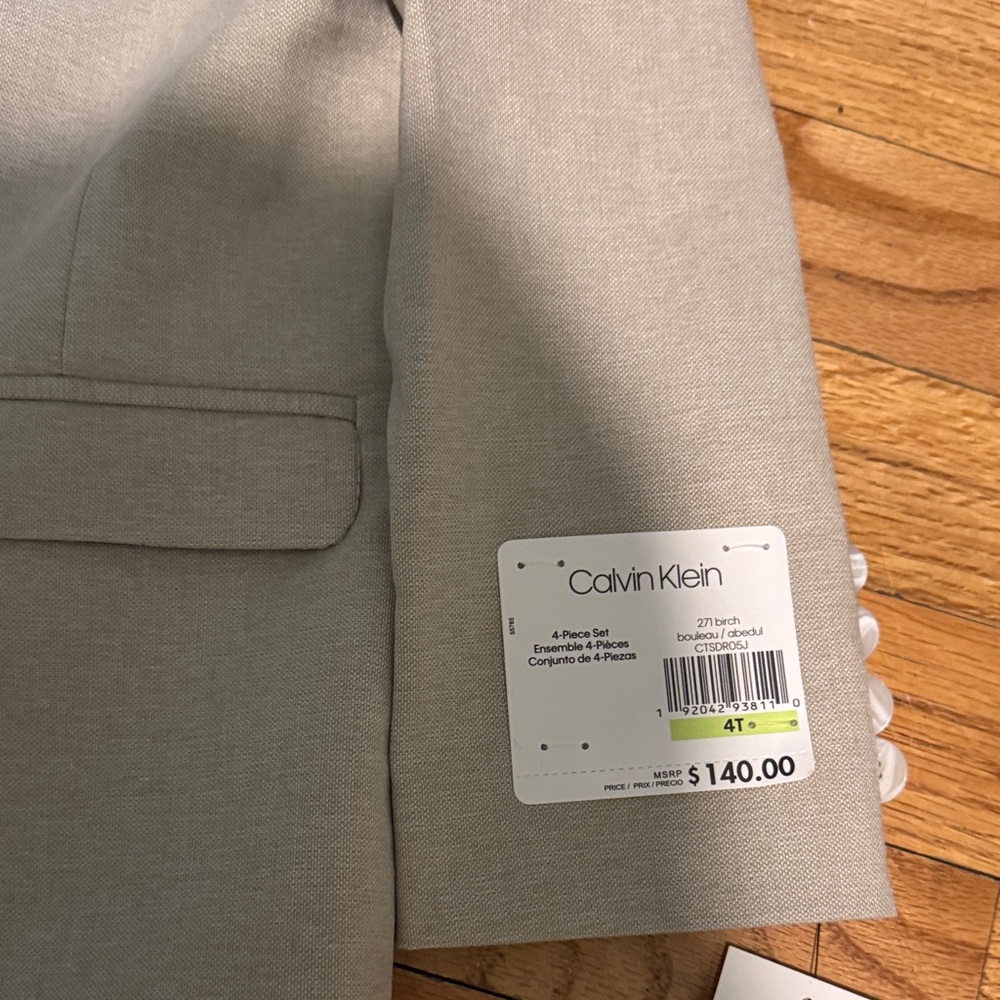 Calvin‎ Klein Light birch Blazer size 4T. NWT. Suit jacket - Picture 2 of 4